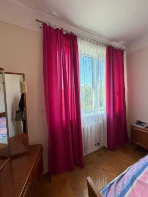 Продаж 2 кімнатної квартири по вулиці Липинського