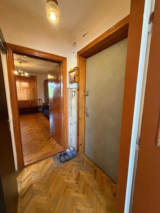 Продаж 2 кімнатної квартири по вулиці Липинського