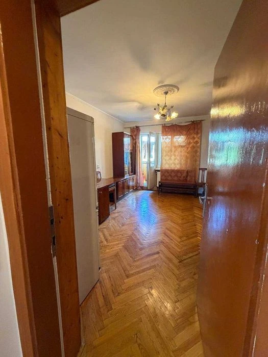 Продаж 2 кімнатної квартири по вулиці Липинського