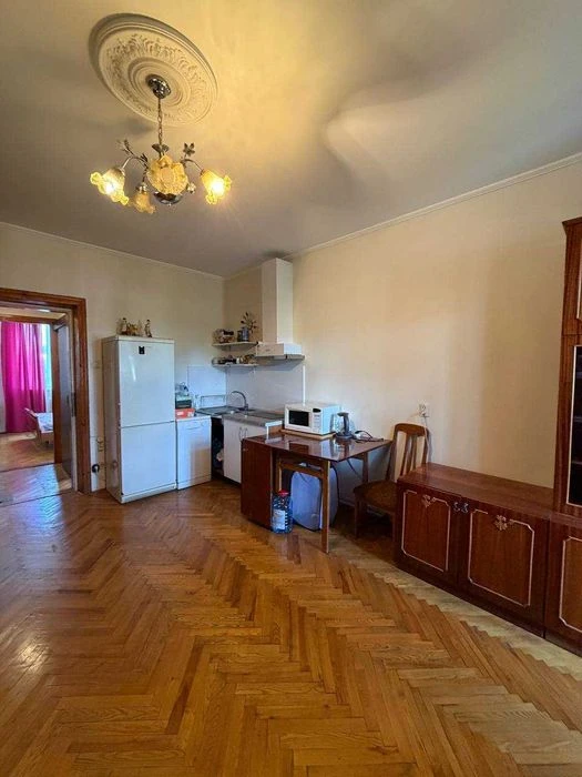 Продаж 2 кімнатної квартири по вулиці Липинського