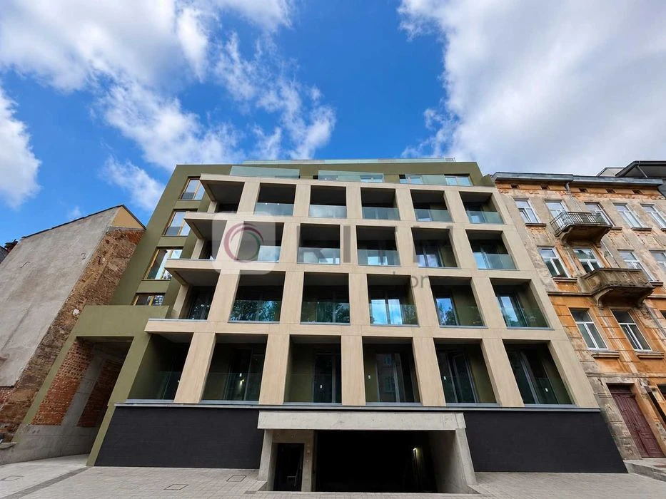 Продаж квартири у преміальному ЖК на вул. Вернигори. Без ком
