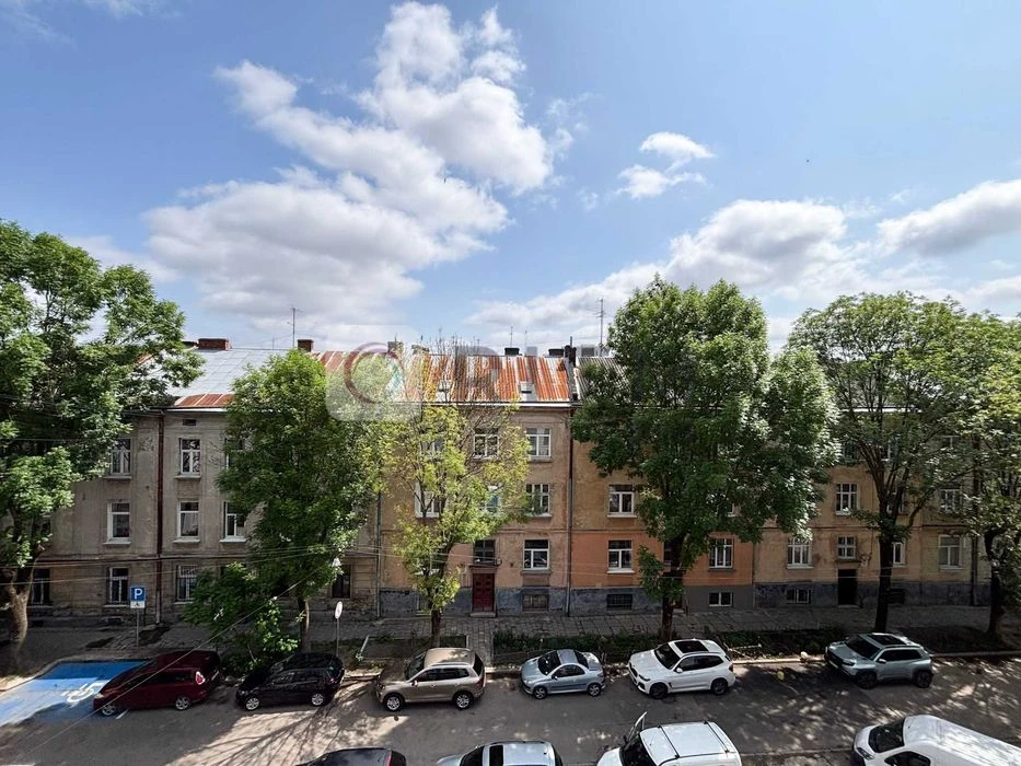 Продаж квартири у преміальному ЖК на вул. Вернигори. Без ком