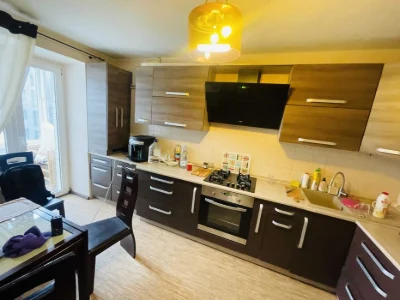 Продаж 3х ккв близько центр! автономне опалення бічна І. Фра