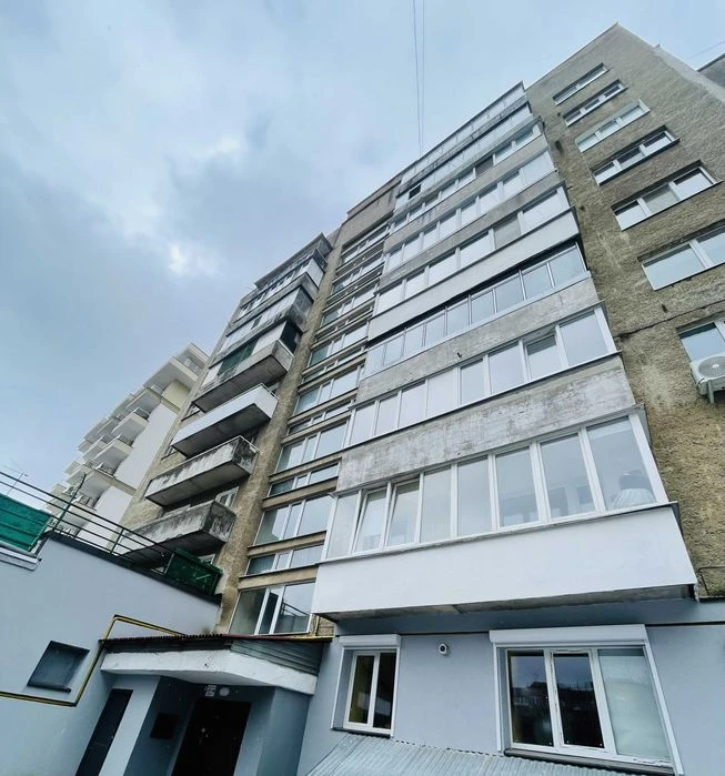 Продаж 3х ккв близько центр! автономне опалення бічна І. Фра