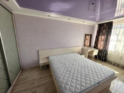 Продаж вул.Угорська 2 кім квартири з ремонтом