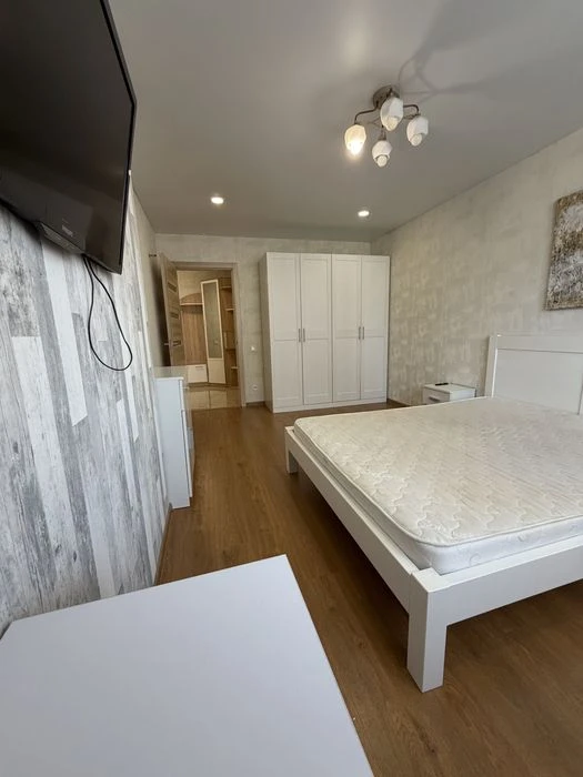 БЕЗ КОМІСІЇ! Продам квартиру 43 КВ М, метро Харківська