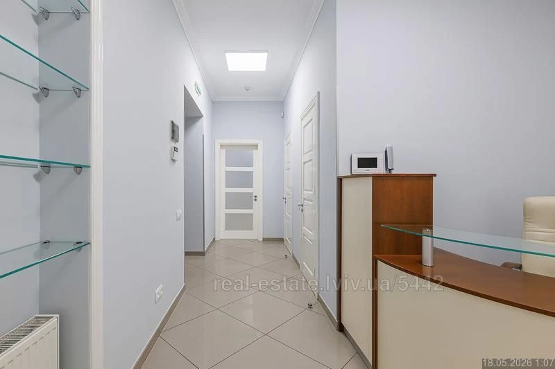 Продаж 7 кімн.квартира 196 м² 3/4ц вул .Проспект Шевченка 46