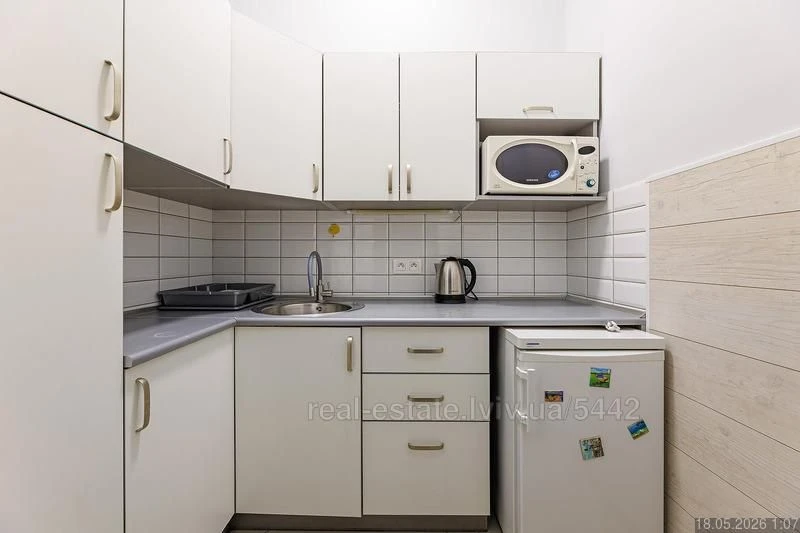 Продаж 7 кімн.квартира 196 м² 3/4ц вул .Проспект Шевченка 46