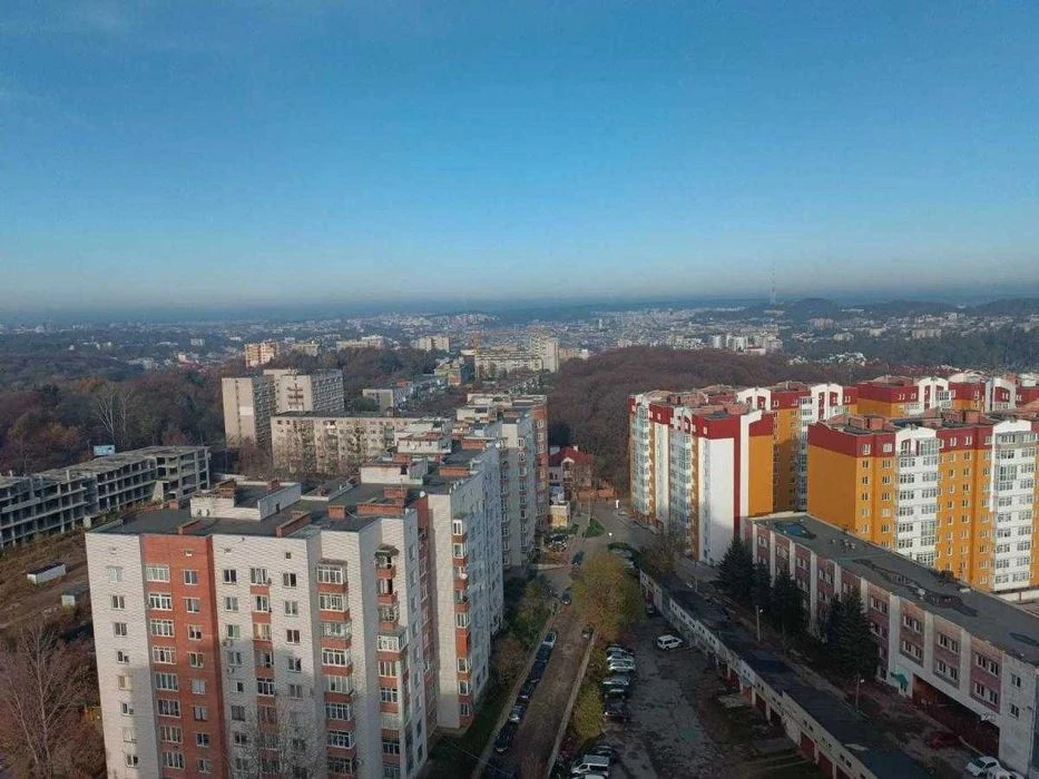 Продаж 1-к. квартири Новобудова 40/26/14м² ЖК "Lazur Sky" 50