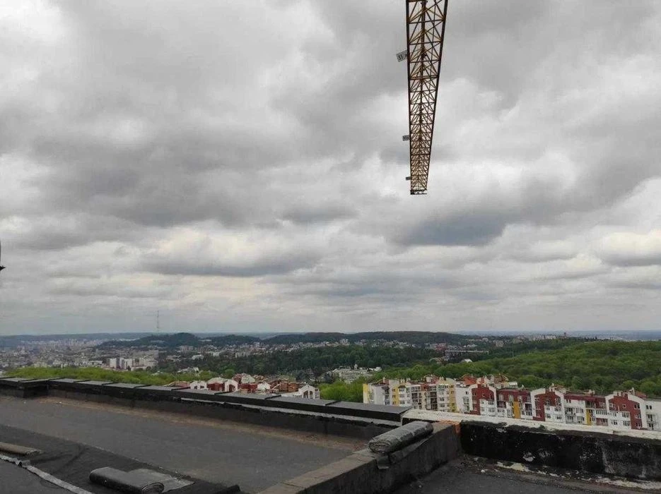 Продаж 1-к. квартири Новобудова 40/26/14м² ЖК "Lazur Sky" 50