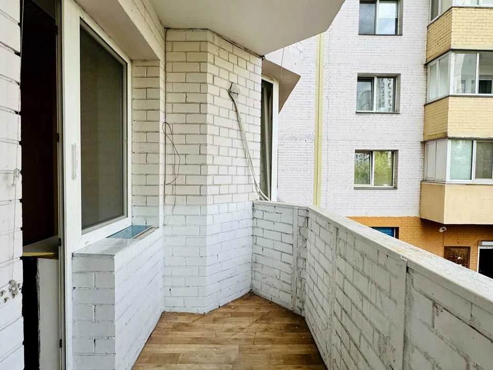 Квартира. Киев, Анны Ахматовой ул.