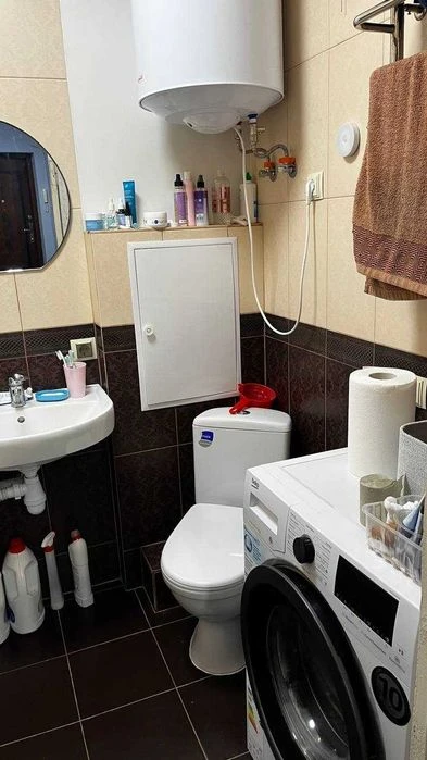 Продаж 2-кім. квартири по вул.Панча
