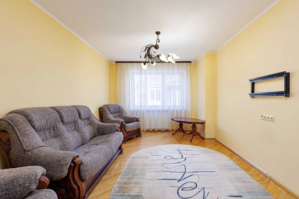 Продаж двохрівневої квартири вул. Куликівська новобуд.