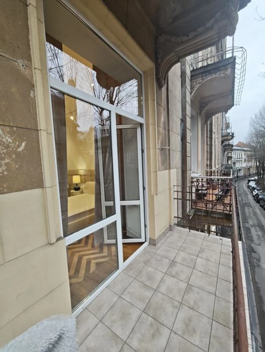 Продаж унікальної квартири в центрі Львова по вул Донцова