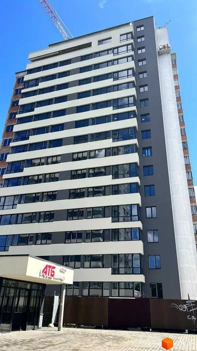 Без комісії! Продаж 2 кімнатної квартири вул Очеретяна - Мик