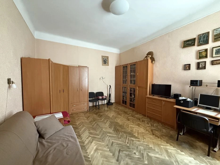 Продаж квартири на вул. Ярослава Мудрого. Ближній центр Льво