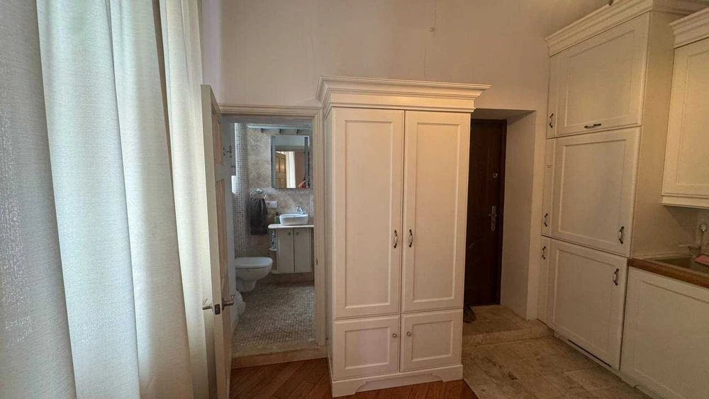 Продаж однокімнатної квартири в центрі Львова