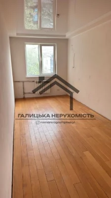 Продаж 2 кім квартири по вул. Яворницького