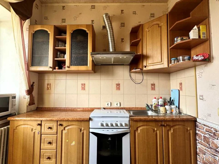 Apartment. Kharkiv, Aerokosmichny Ave. (Gagarina)