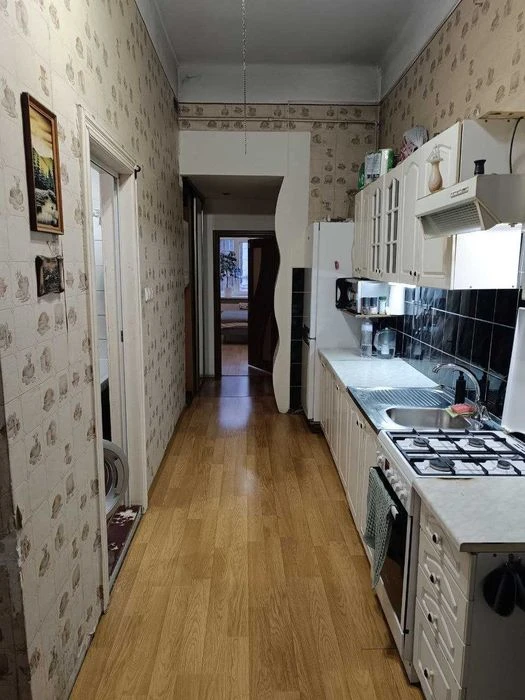 Продаж квартири в центрі міста