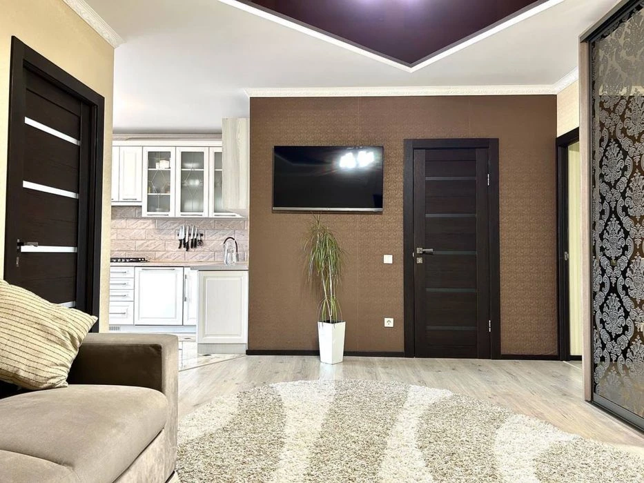 Продаж 2-кімнатна +кухня студія ЖК Галицький Лев
