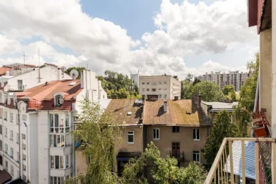 Продаж просторої  двохрівневої квартири  по вул.Повстанська