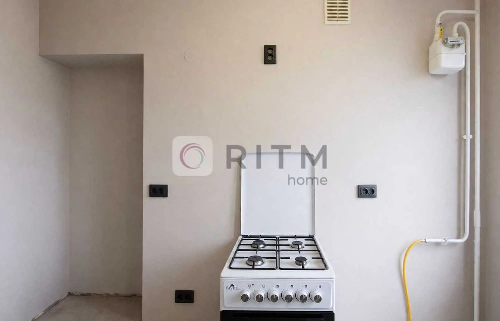 Продаж 2 кімнатна квартира Франківський район.