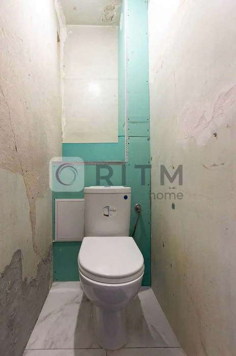 Продаж 2 кімнатна квартира Франківський район.