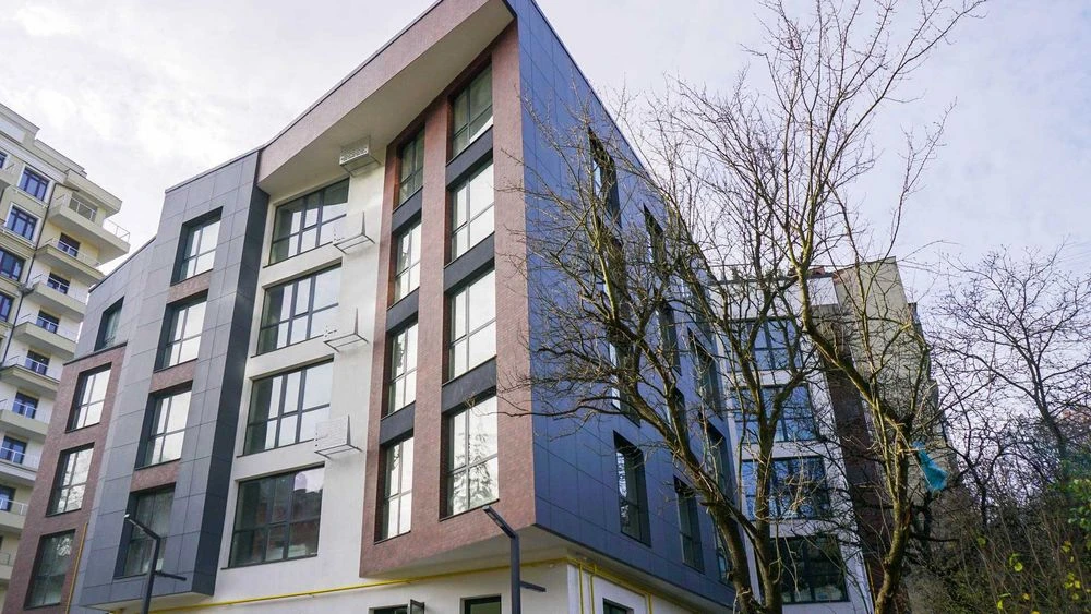 Продаж 2-кім.квартири 73 м3.,Бізнес-класу вул. Ярославенка Б