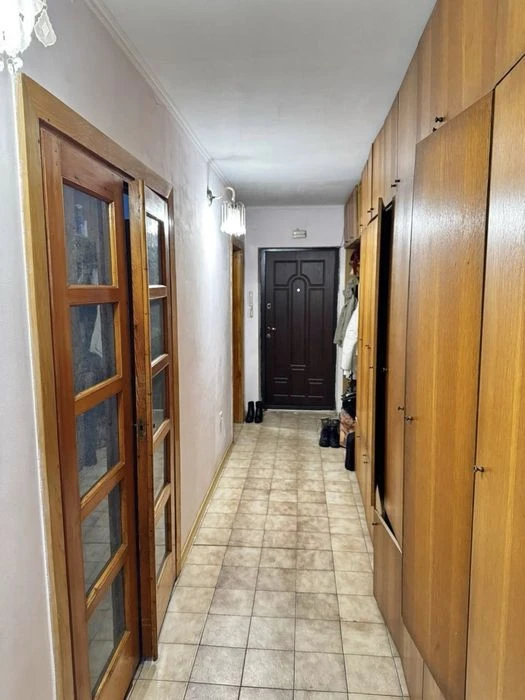 Простора квартира на вул.Роксоляни