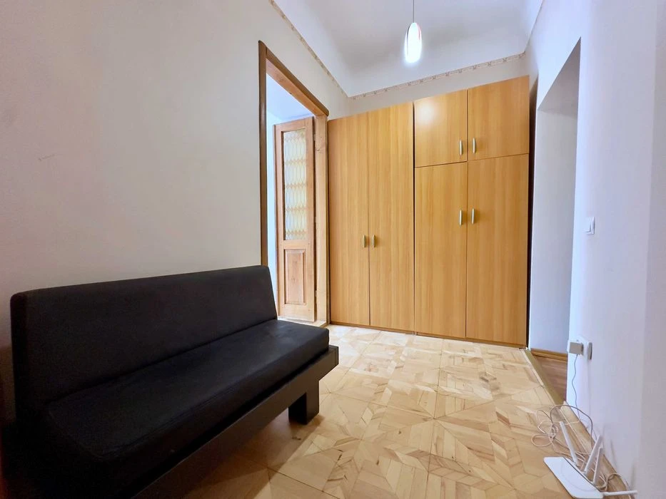 ПРОДАЖ 3-кімнатної квартири в ЦЕНТРІ МІСТА вул. Насипна 1