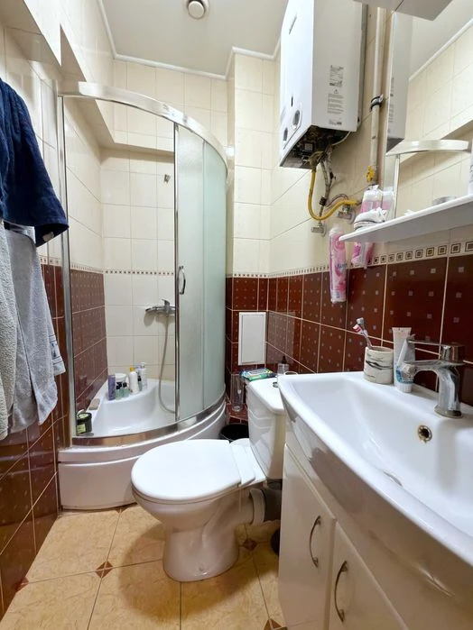 ПРОДАЖ 3-кімнатної квартири в ЦЕНТРІ МІСТА вул. Насипна 1