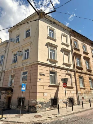 ПРОДАЖ 3-кімнатної квартири в ЦЕНТРІ МІСТА вул. Насипна 1