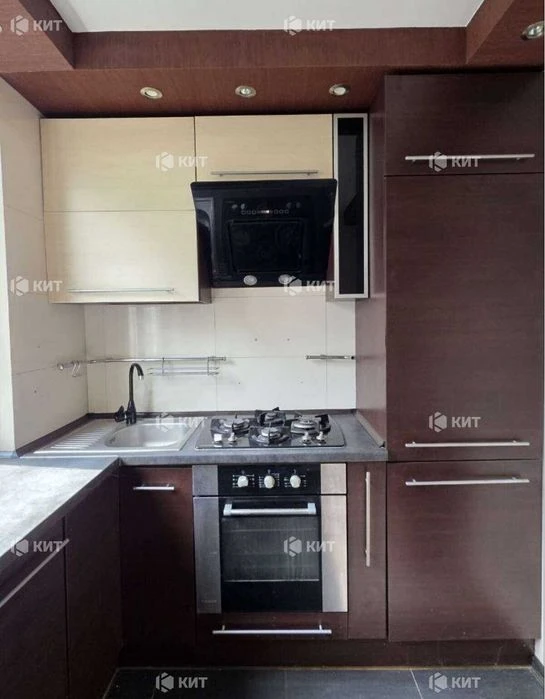2 rooms, 37 sq. m., Saltivka (Saltivka, Barabashova metro station, Yubileyny 75) 132