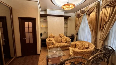 Продаж вул .Н.Левицького ,квартири з ремонтом ближній центр.