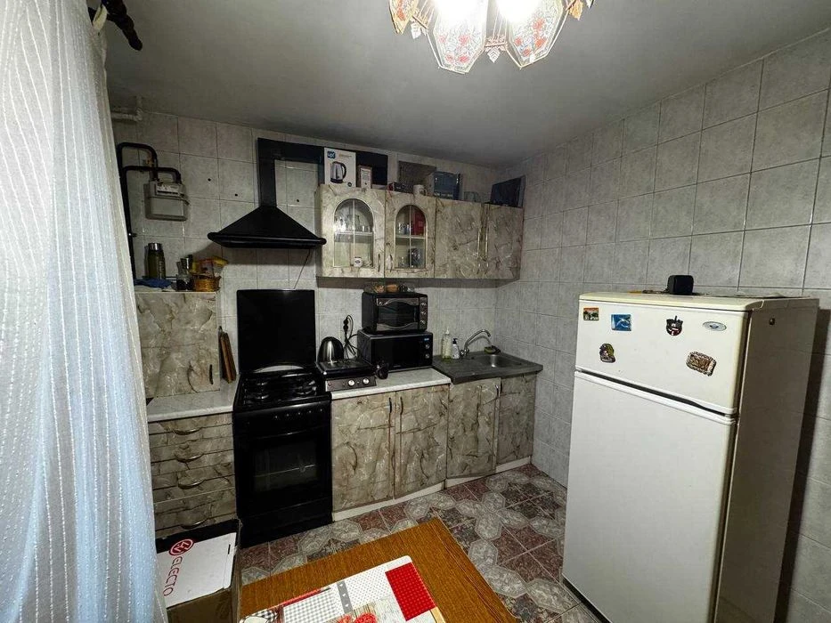 Продаж 3х к (перепланована 4х к) цегляний будинок на вул. Ро