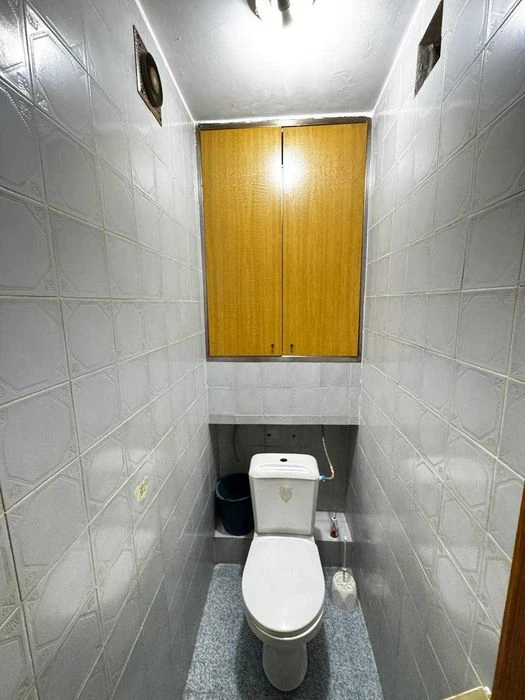 Продаж 3к квартири у цегляному будинку (чешка) на вулиці Рок