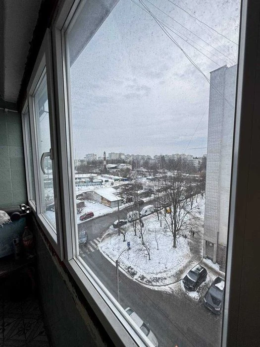 Продаж 3к квартири у цегляному будинку (чешка) на вулиці Рок