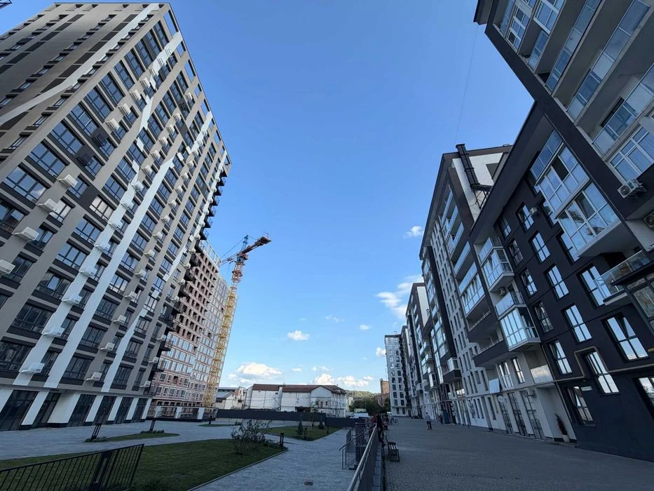 Продаж 2 кім 67 м2 в ЖК Бетховен Городницька