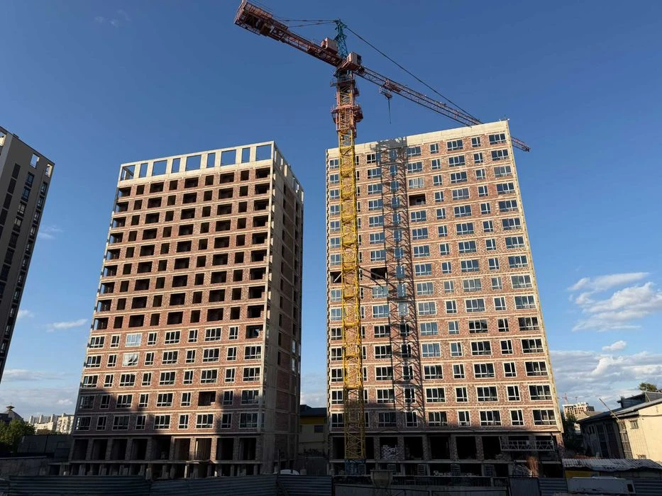 Продаж 2 кім 67 м2 в ЖК Бетховен Городницька