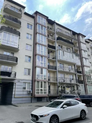Продаж просторої 3х к квартири близько центру Львова!