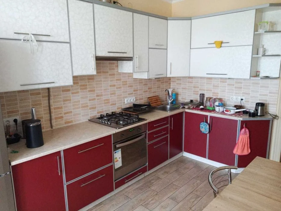 Продаж 3к квартири в новобудові