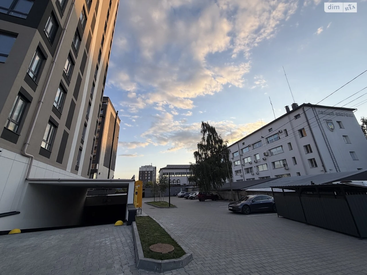 Продаж Квартира Підзамче
