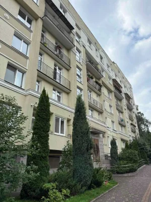 ЦІНА ВНИЗ! Продаж 3 кім. квартири з паркомісцем вул. Конотоп