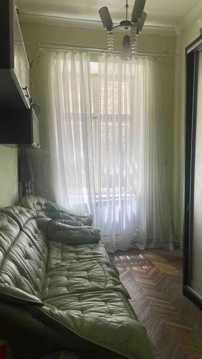 Продається Приваблива 3-кімнатна квартира у центрі Львова (Т