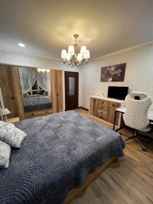 Продаж 2-кімнатної квартири + комірка 11 м2., вул. Стрийська