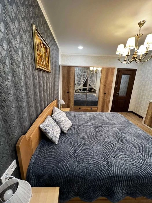Продаж 2-кімнатної квартири + комірка 11 м2., вул. Стрийська