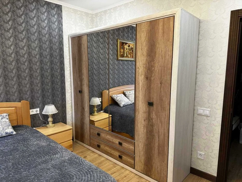 Продаж 2-кімнатної квартири + комірка 11 м2., вул. Стрийська