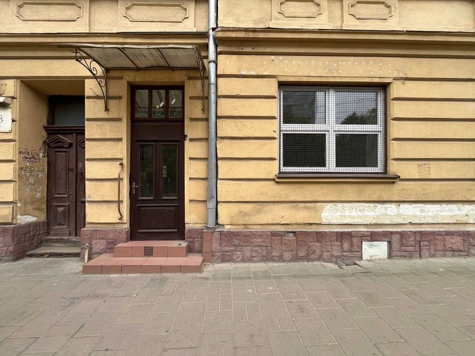 Квартира біля Політехніки, вулиця Митрополита Андрея