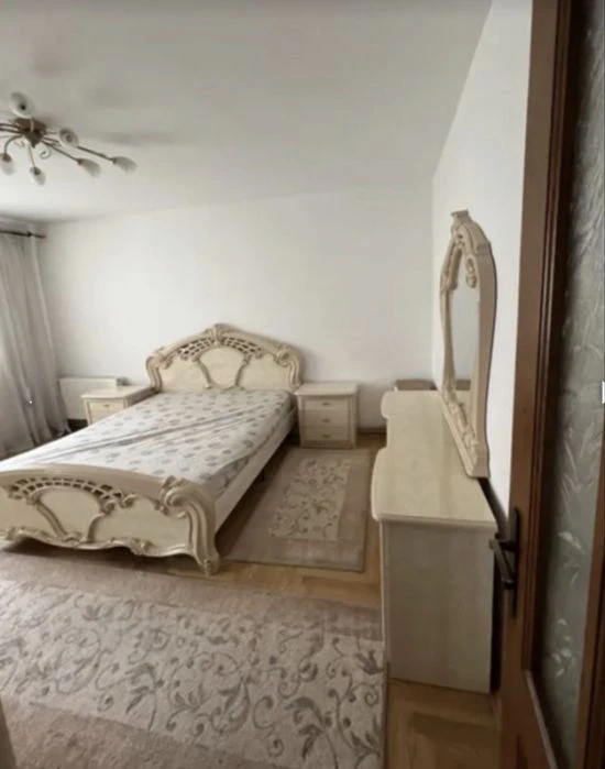 БЕЗ КОМІСІЇ!Продаж  3-х кімн.квартири вул.Під Голоском(р-н Ч
